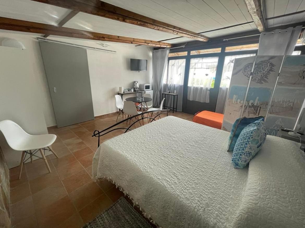 La Casa Del Sole Villa Altavilla Silentina Стая снимка